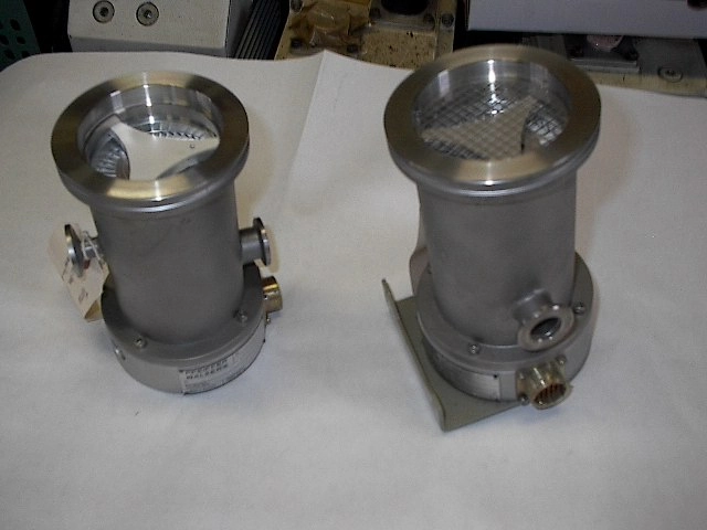 2 &acirc;&euro;&ldquo; Turbo Pumps Pfeiffer/Balzers Type