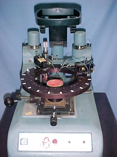 Electroglas 131 manual wafer probe, 2" chuck, two probes, BandL arm, w/o scope. Foot pedal operates lift/lower motor for the stage.