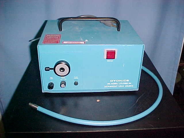 Dyonics UV-2000 ultraviolet fiber optic light source