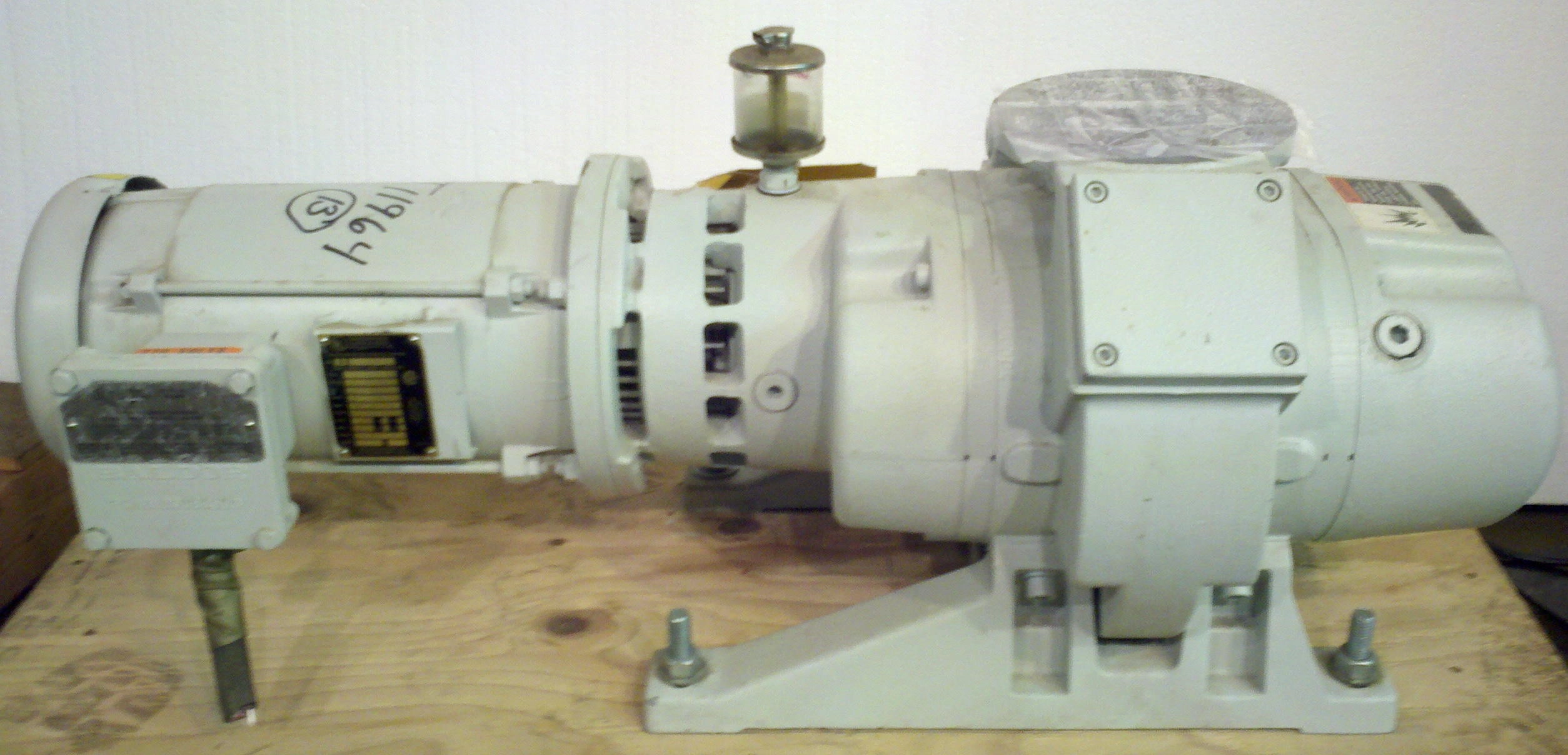Leybold WAU251 179 CFM 3 phase, X-proof motor. Last used with PFPE