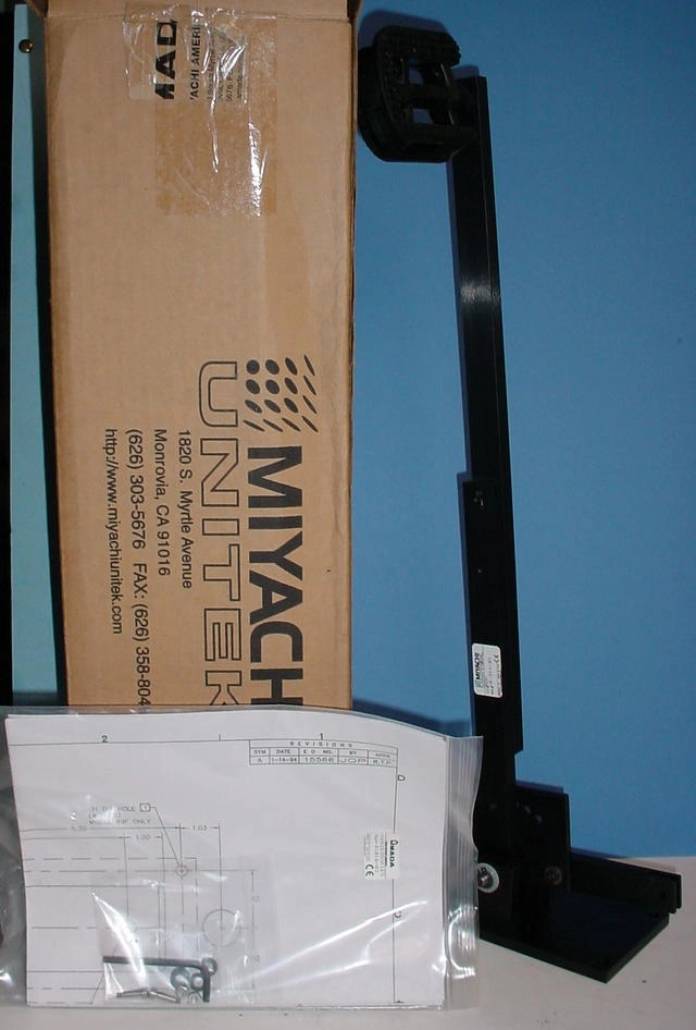 Amada Miyachi MSP medium force swing pedal, 100 # max force 10-314-01.New Surplus