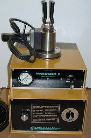 Buehler Pneumet I 20-1390-115 molding press, air operated. With your choice of a 1, 1.25 or 1.5" mold assembly. 115 volts