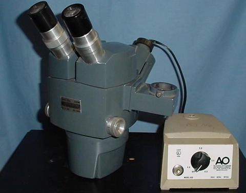 A/O 580X with photo ocular, 1 to 6x w/coaxial illuminator and 10 x eyepieces