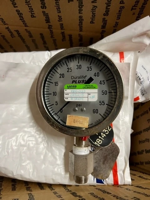 Ashcroft Duralife Plus 60 Psi Pressure Gauge