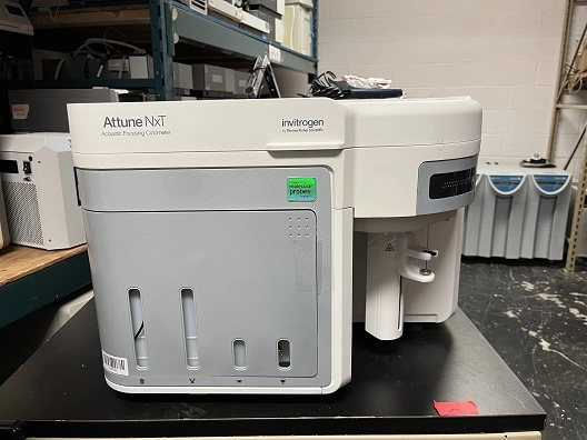 Thermo Scientific Attune NXT w/ autosampler Flow Cytometer