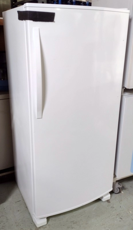 Whirlpool WRR56X18FW00 Laboratory Refrigerator
