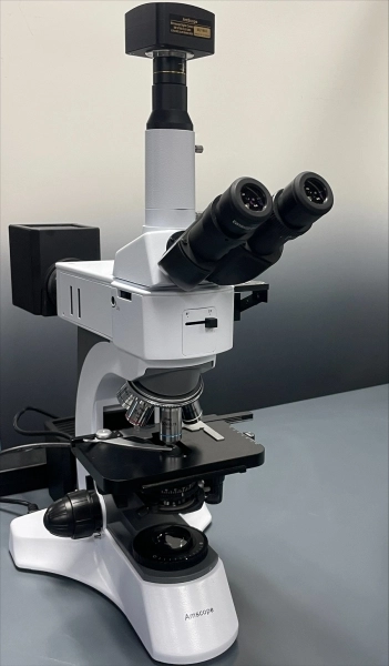 Amscope Trinocular Compound Microscope Model ME520T