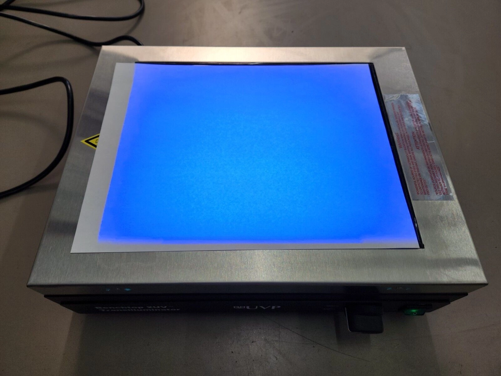 ANALYTIKJENA 95-0459-01 UVP TRANSILLUMINATOR