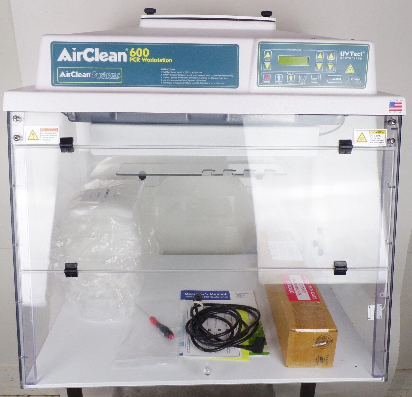 AirClean Systems AirClean 600 PCR WorkStation AC63