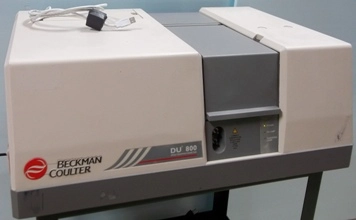 BECKMAN COULTER DU 800 SPECTROPHOTOMETER, MODEL: DU 800 SERIES, NO: 8003368, ELECTRICAL RATINS: 100-