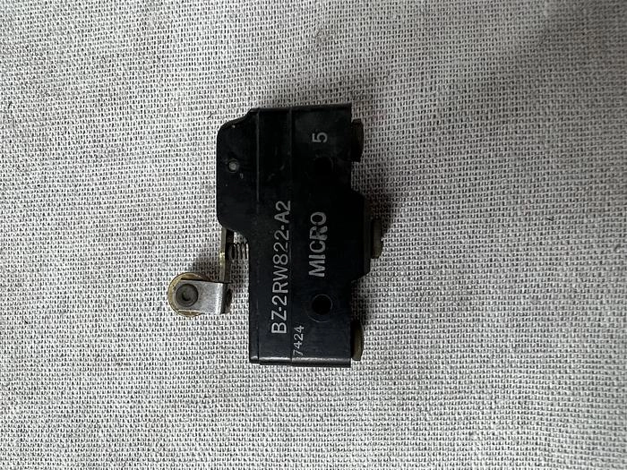 Open/Closed Micro Switch
