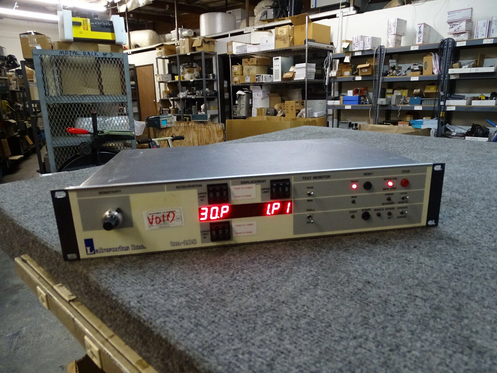 Labworks TM-108 108000 Test Monitor Laboratory Ben