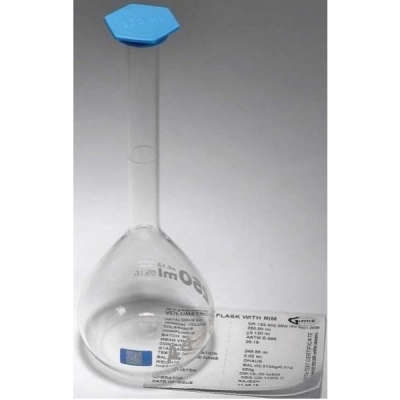 United Scientific 250 ml Volumetric Flasks, Class A, with Snap Cap, Batch Certified, QR FG5580-250QR