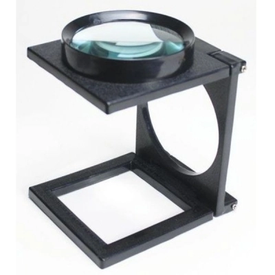 United Scientific Giant Folding Magnifier MGFL6X