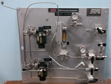 ABB PROCESS ANALYTICS EFFLUENT STREAM 2, MODEL NO: SAMPLE SYSTEM, SO NO: H003493006, 4) WHITEY VAL