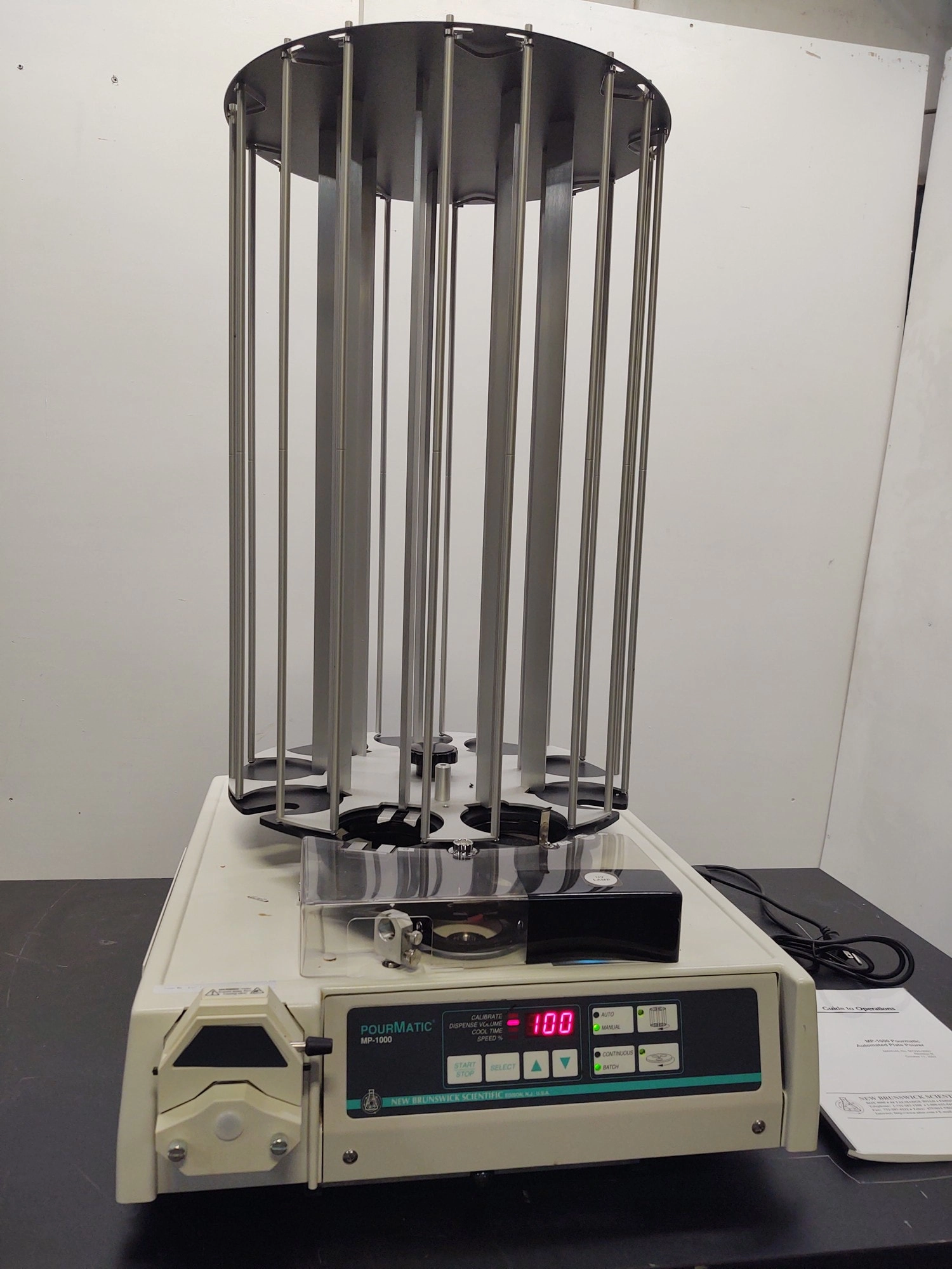 New Brunswick Scientific Co.  MP-1000 Pourmatic Automated Plate Pourer