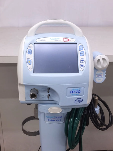 Newport HT70 Ventilator
