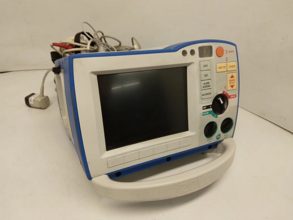 Zoll R Series ALS Defibrillator w/ Pacing (No Paddles/Broken Printer)
