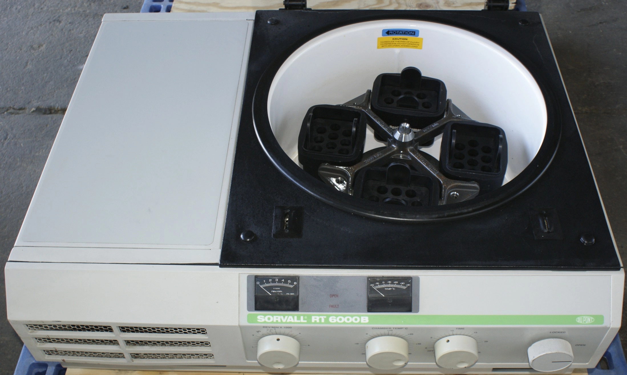 Sorvall RT 6000B Refrigerated Centrifuge Sorvall RT6000B Centrifuge Sorvall RT 6000B Refrigerated Centrifuge used nice