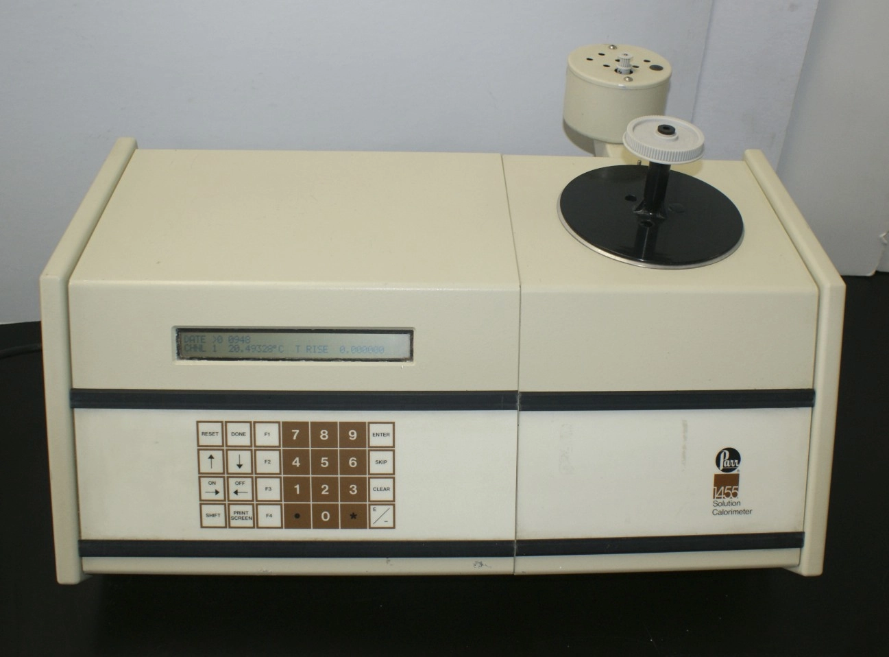 Parr 1455 Solution Calorimeter Parr Instruments Solution calorimeter Parr Calorimeter 1455 used looks nice Parr Instruments M