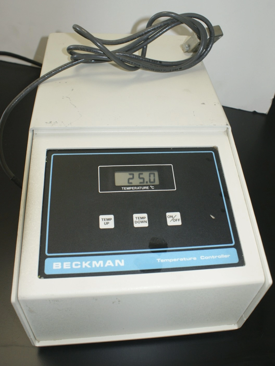 Beckman DU-70 Temperature Controller Beckman DU70 Temperature Controller Beckman Spectrophotometer Temperature Controller Bec