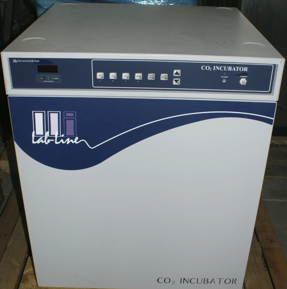 BARNSTEAD LAB-LINE lli CO2 INCUBATOR THERMO SCIENTIFIC LABLINE IIi CO2 Incubator Barnstead IIi CO2 Incubator, Water Jacketed,