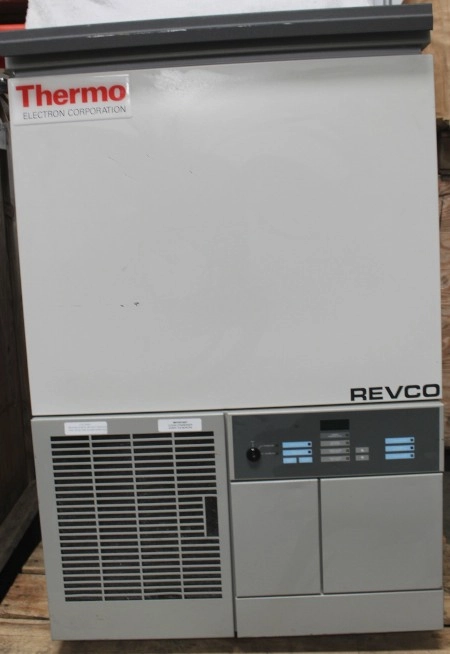 Thermo Freezer Thermo -86 ULTRA COLD FREEZERS -40C to -86C FREEZER CHEST THERMO REVCO MODEL ULT-390-A34 Revco ULT390-A34 Free