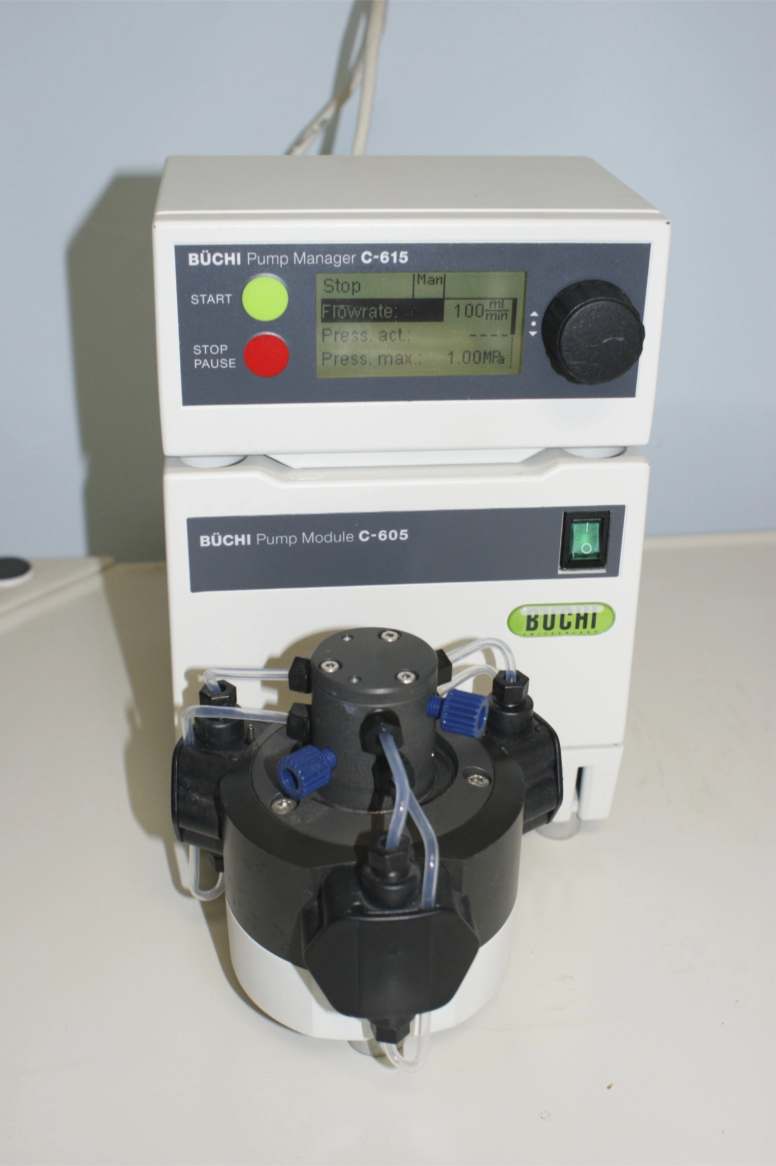 Buchi Pump Module C-605 with Buchi C-615 Pump Controller Buchi C-605 Buchi C-615