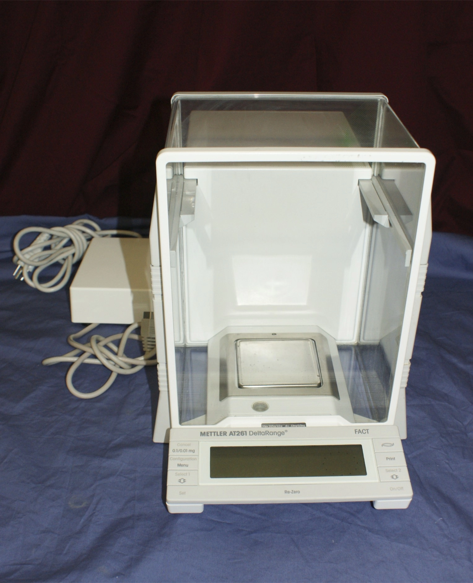 Mettler Analytical Balance AT261 5 PLACE