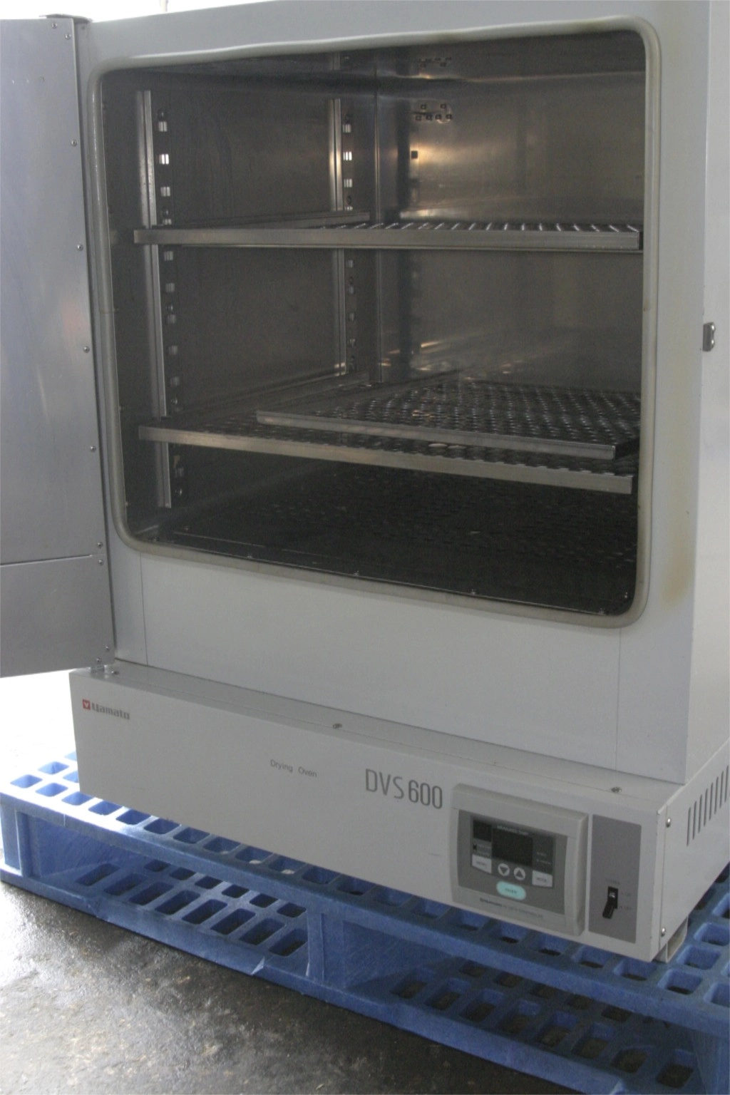 Yamato DVS 600 Gravity Convection Oven