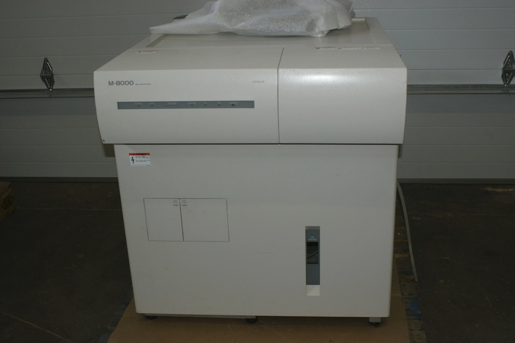 Hitachi M8000 Mass Spectrometer Hitachi Mass Spectrometer used Hitachi M-8000 Mass Spectrometer is a 3-dimensional quadrupole