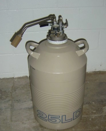 used Taylor Wharton Liquid Nitrogen 25LD Taylor Wharton 25LD Liquid Nitrogen Storage Container used nice