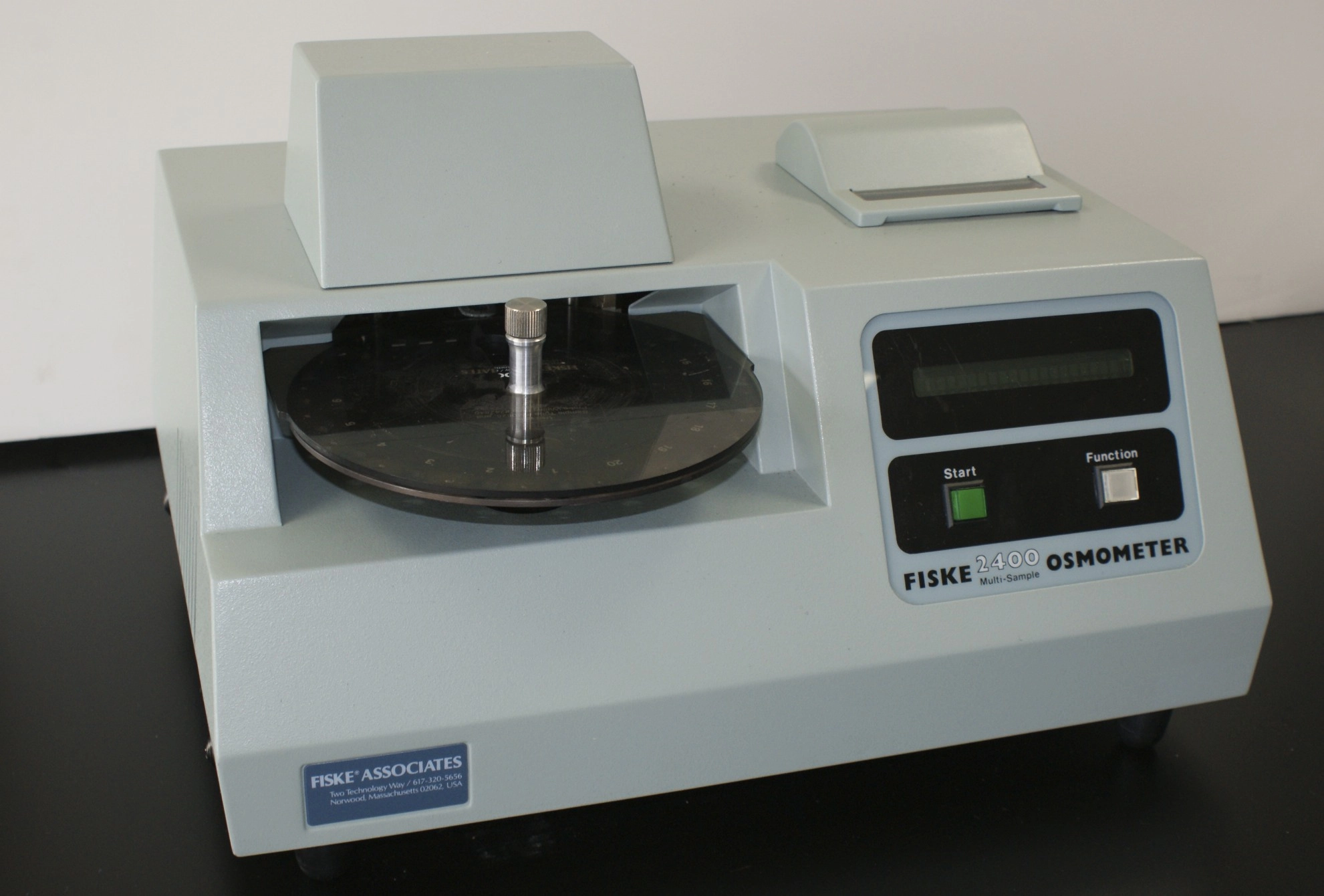 Fiske 2400 Digital Multi-Sample Analyzer Osmometer Fiske 2400 Osmometer Fiske Osmometer replaced by Fiske 2020 used