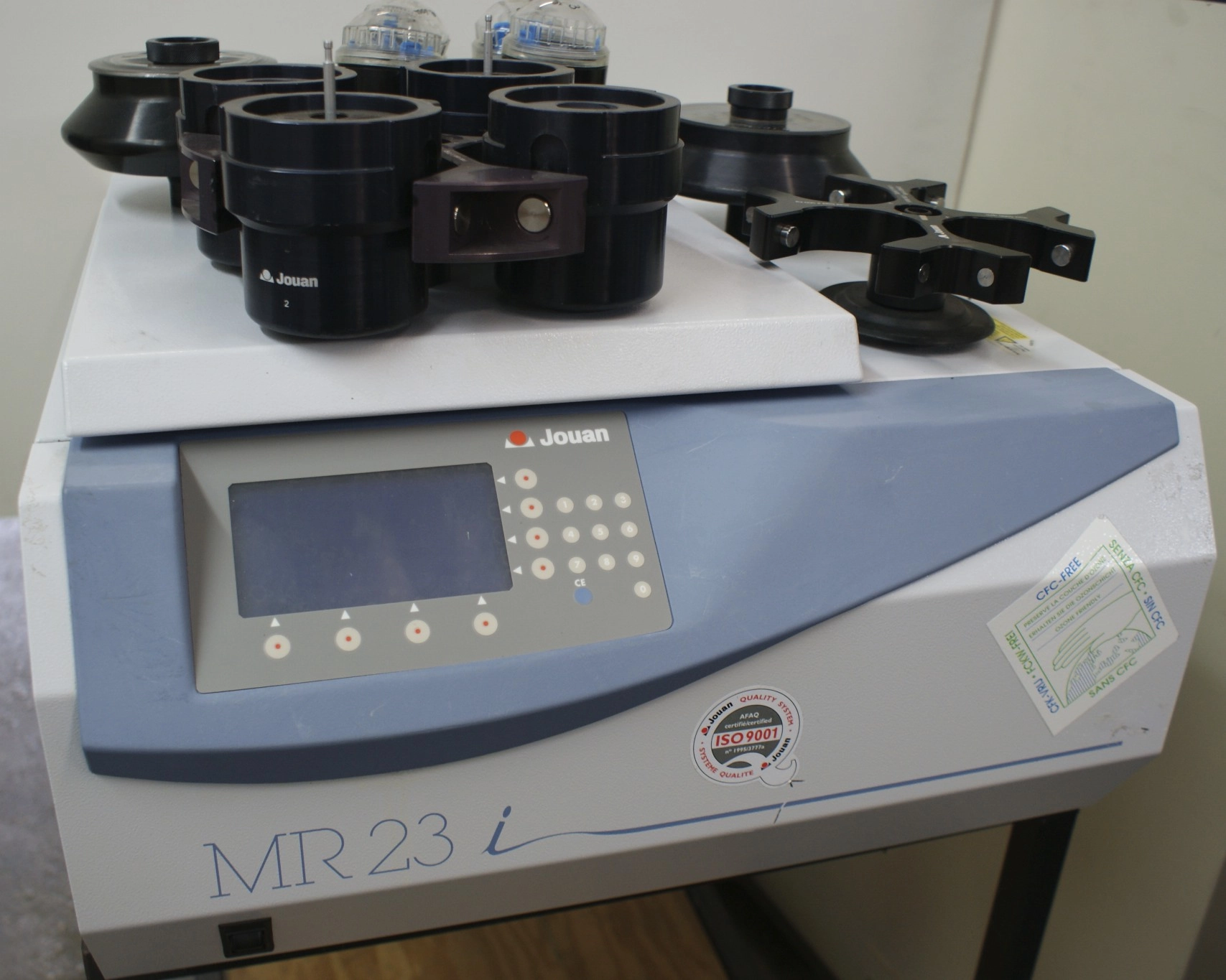 JOUAN MR23i Benchtop High Speed Centrifuge Thermo Scientific MR23i Thermo MR23i High-speed, Refrigerated bench top centrifuge