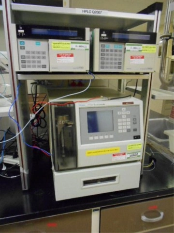 Hitachi HPLC System Waters HPLC System Hitachi L7400 UV Detector  Hitachi L-7100 Pump Hitachi L-7400 Hitachi L7100 Waters 717