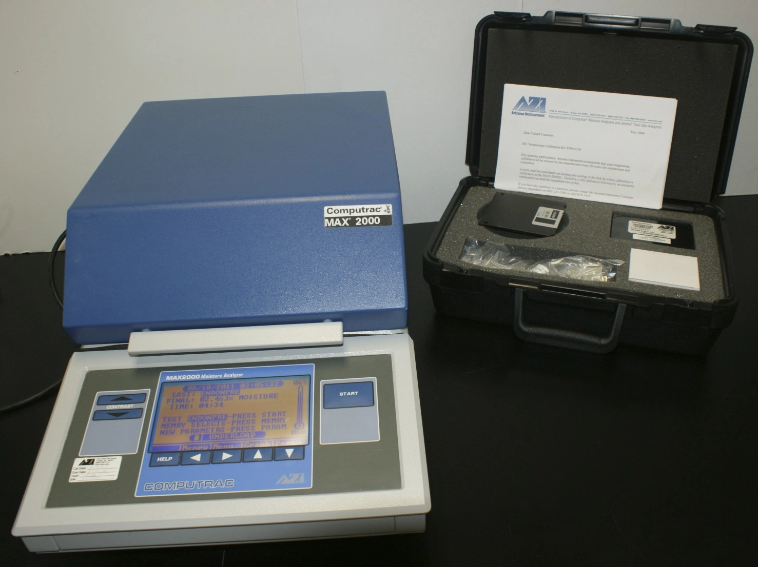 Arizona Instrument MAX2000 Computrac Moisture Analyzer, used with Temperature Calibration kit Y990-0156 -