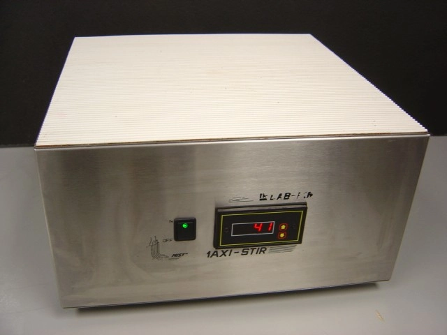 Labline Maxi-Stir Model 1295 Magnetic 000558