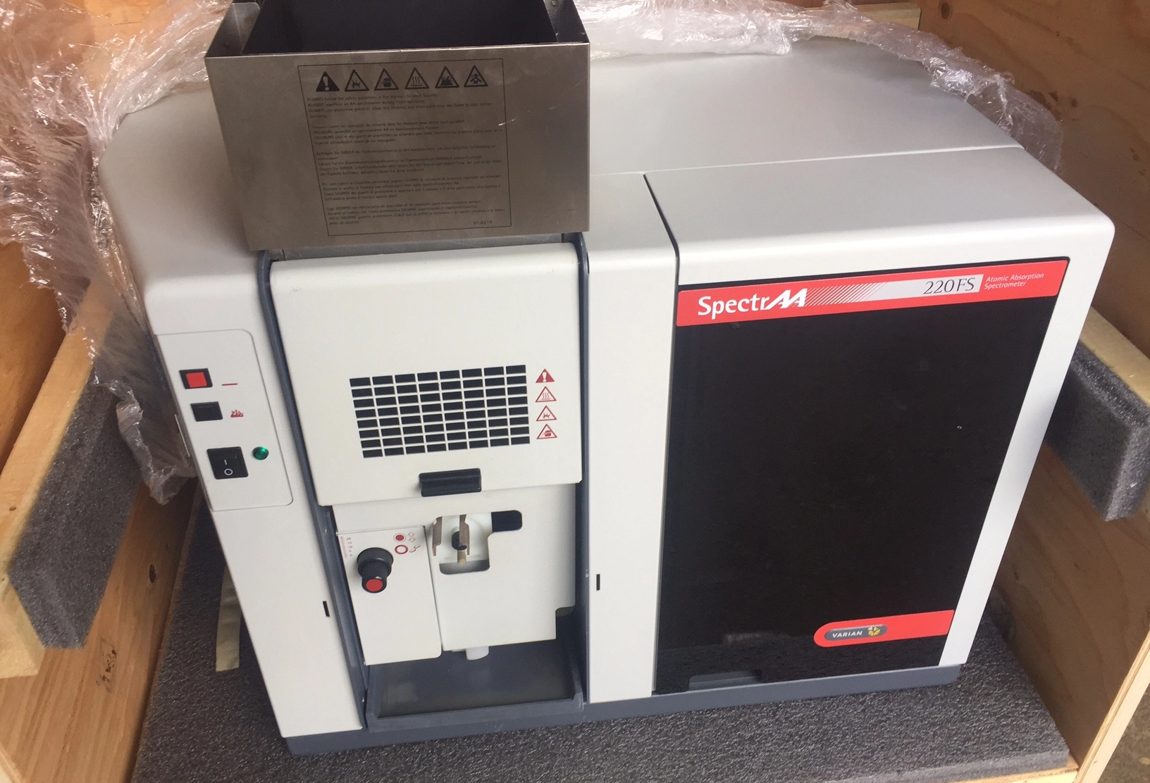 Varian SpectrAA 220FS Spectrometer Varian 220FS FLAME AA