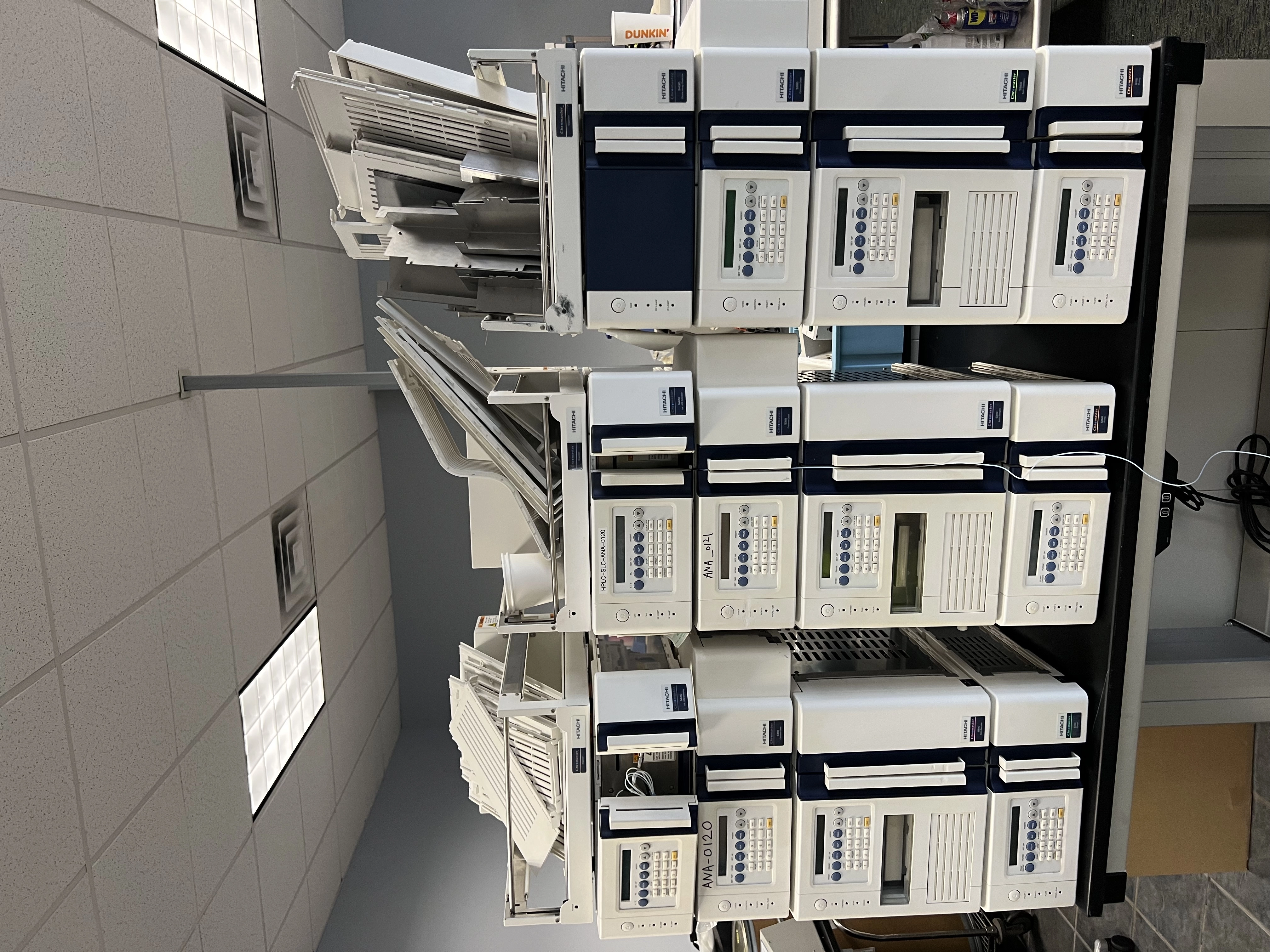 Hitachi Chromaster HPLC Systems Hitachi HPLC System Hitachi Diode Array Systems used CHROMASTER