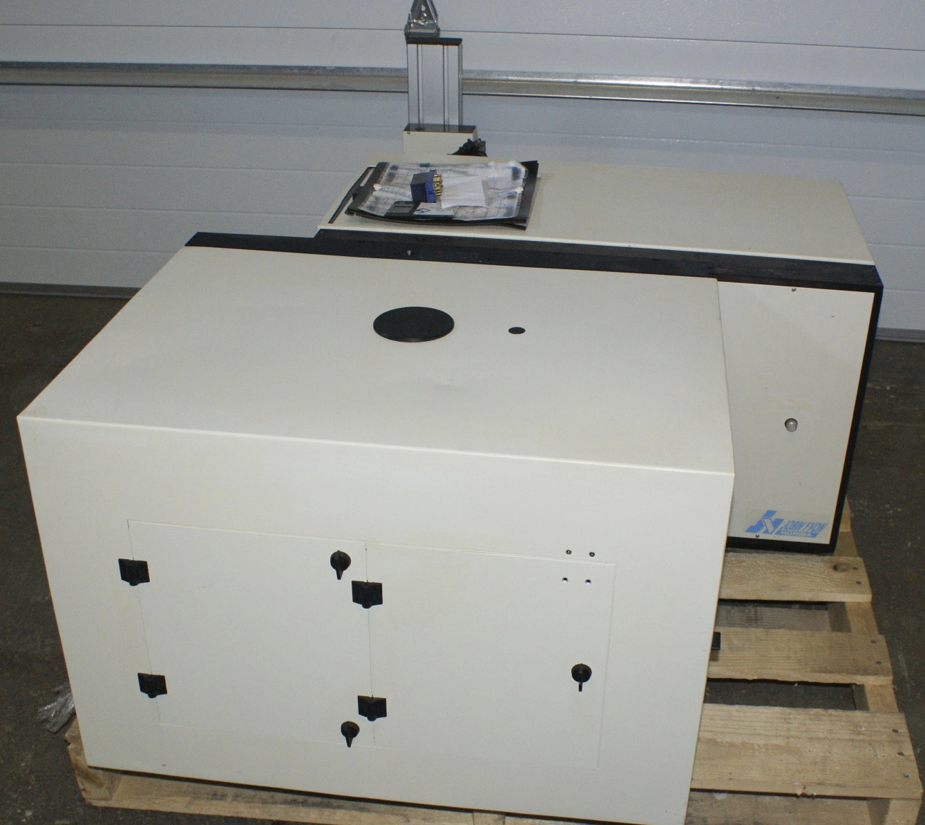 Main Image