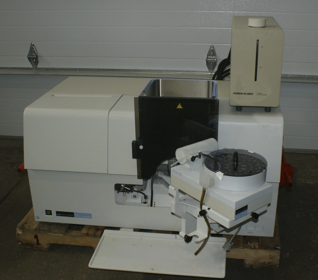 Perkin Elmer AAnalyst 800 Atomic Absorption Spectrometer  Perkin Elmer 800 AA used nice complete