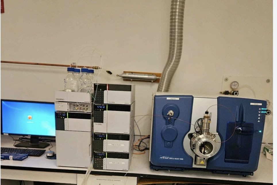 ABI Sciex API 4000 API4000 Sciex API-4000 APPLIED BIOSYSTEMS MDS SCIEX ...