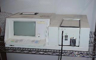 Hitachi U2000 Spectrophotometer UV VIS