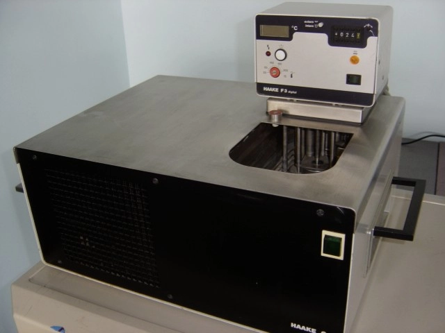 Haake F3-C Recirculating Heated Chiller Bath Haake F3C Refrigerated Circulator Haake F3-C Refrigerated Circulator
