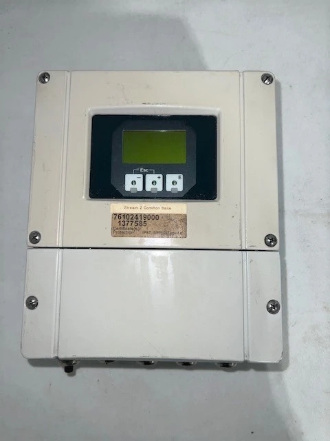 Endress + Hauser Flow Meter 53H22-1G0B1AC1ABAA