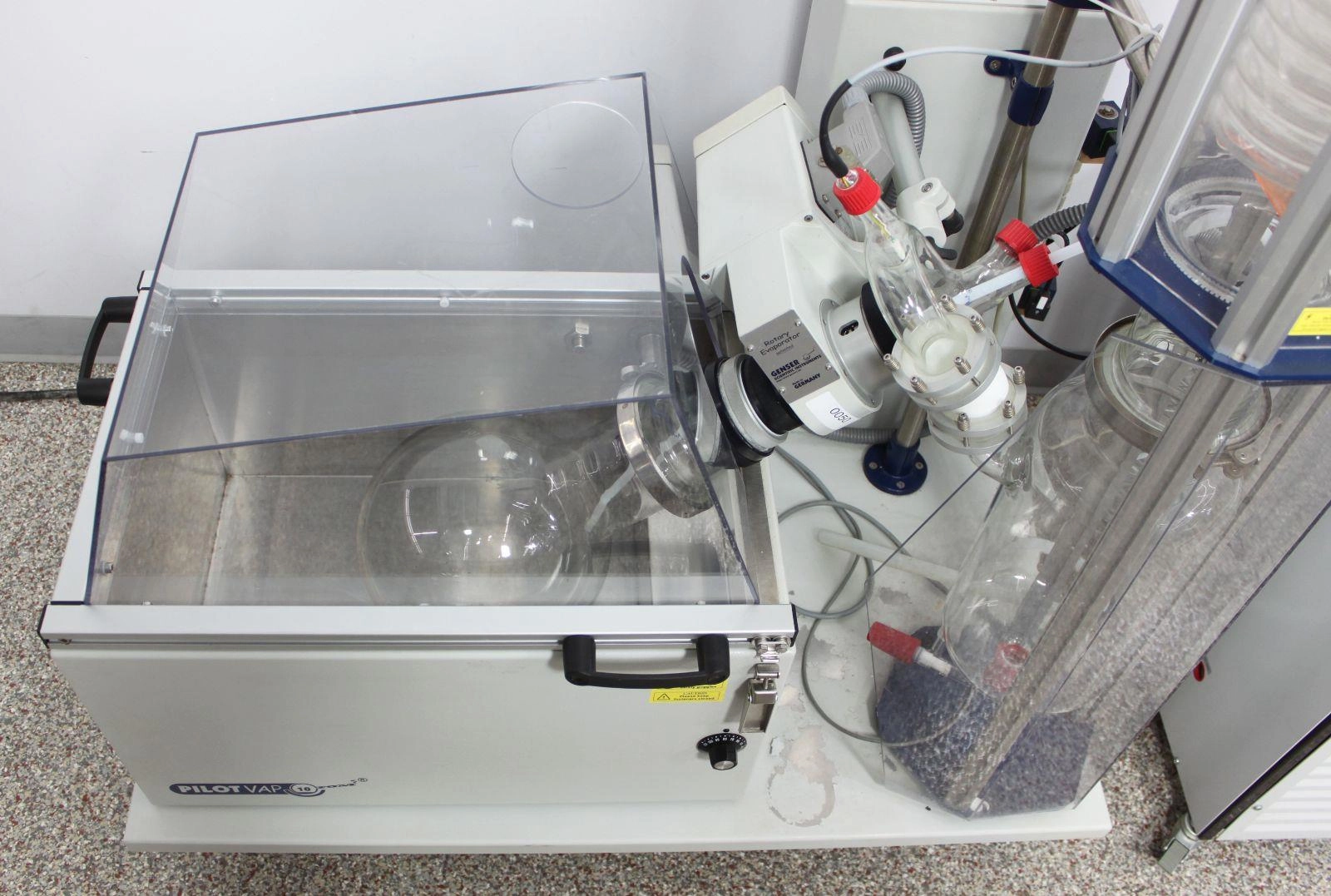 Genser PILOTVAP 10 Rotary Evaporator Rotovap with CS20 Chiller & Vacuum Pump
