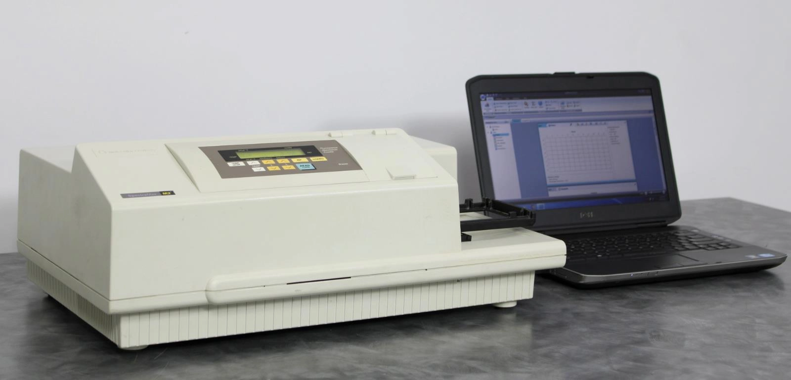 Molecular Devices SpectraMax M2e Multi-Mode Microplate Reader w/ SoftMax Pro