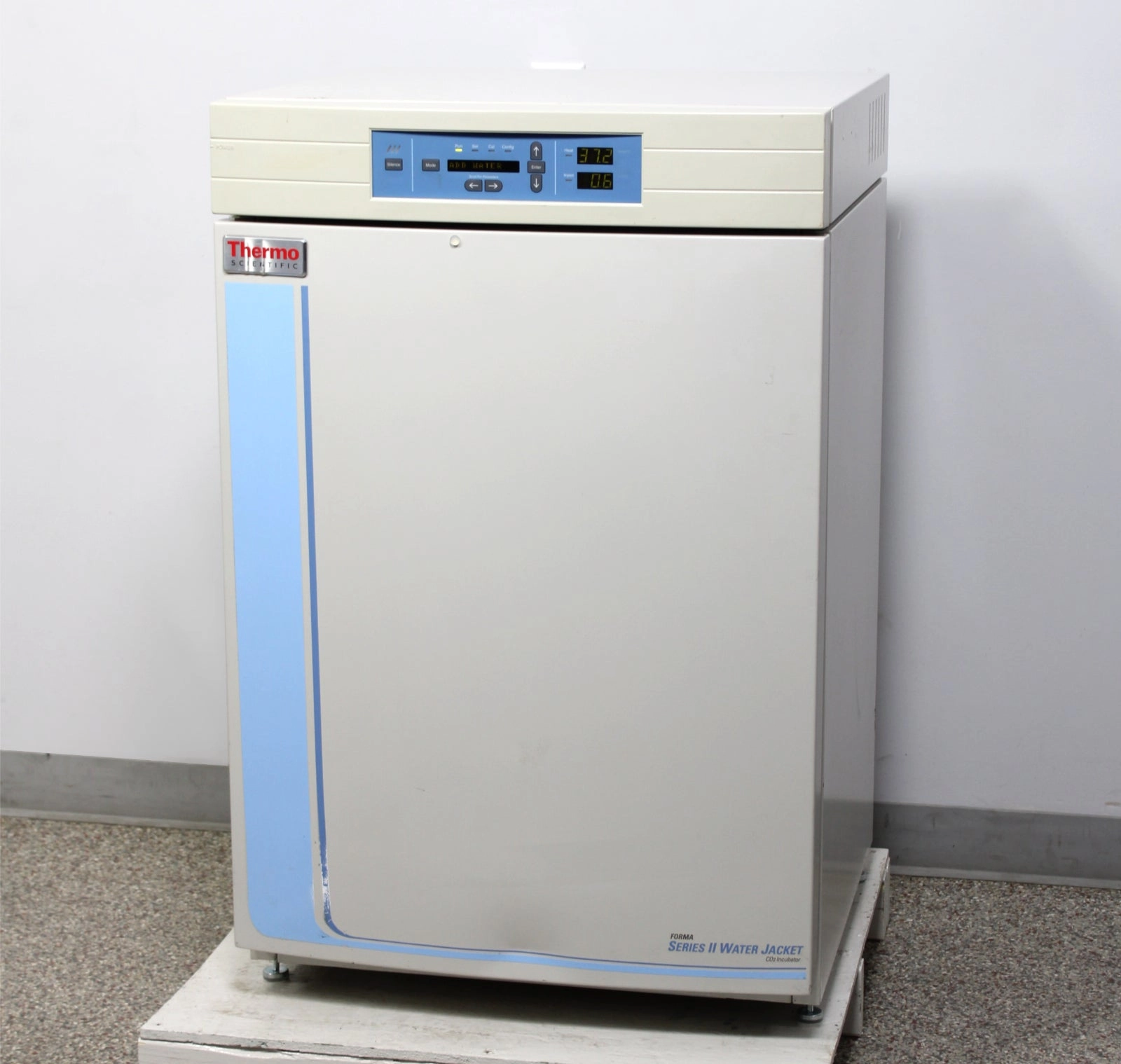 Thermo Scientific Forma 3130 Water Jacketed CO2 Incubator