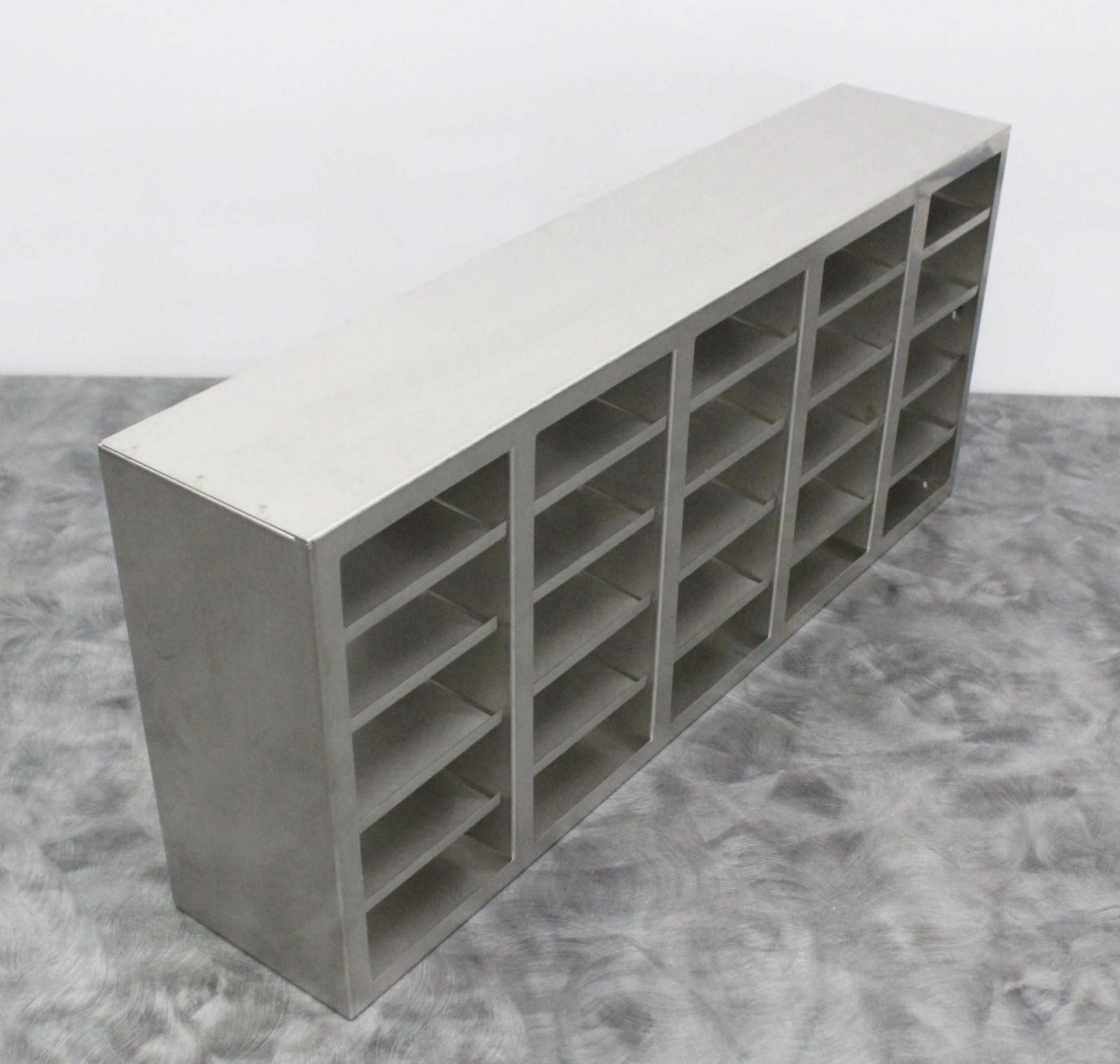 Ult Freezer Racking ULT Freezer Rack SS w/ 25 Sections & Adjustable Shelves 26-¾ Lx5-? Wx11 ...