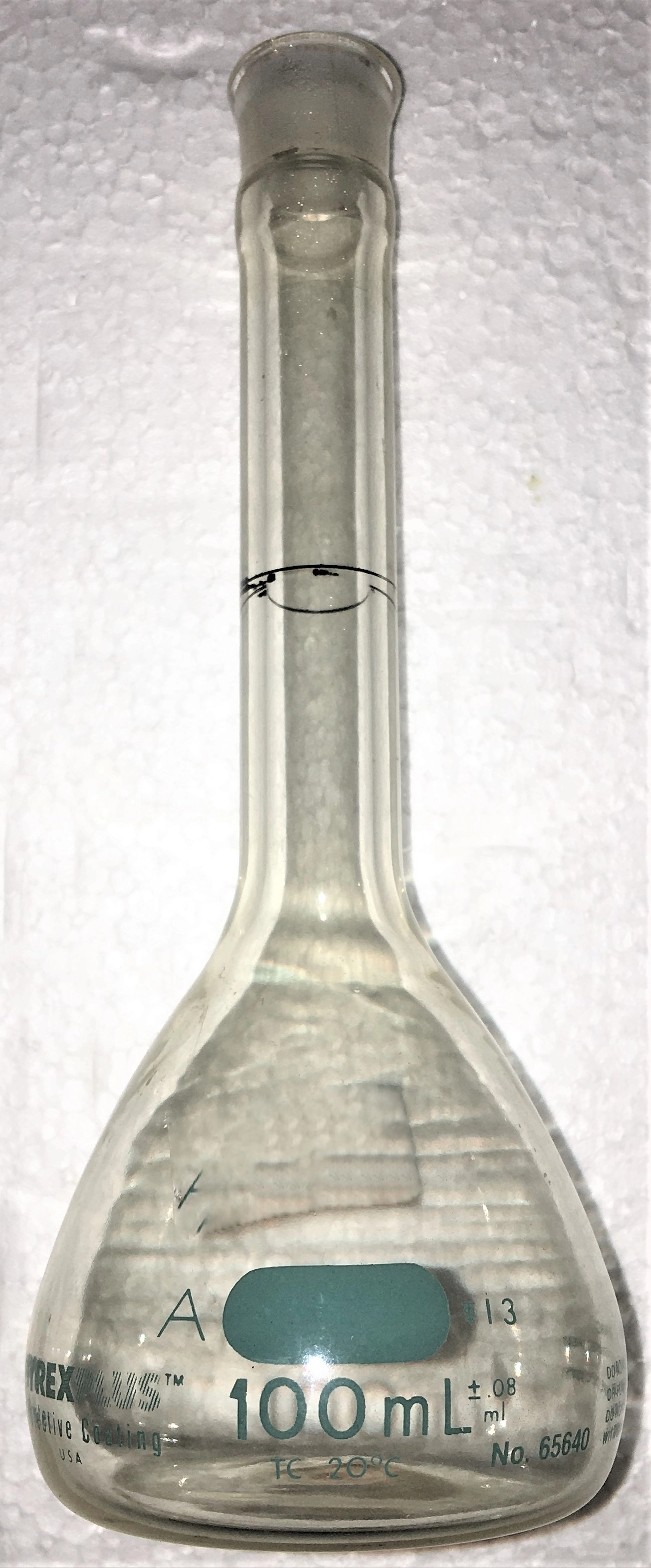 Corning PYREXPlus 65640-100 Coated Volumetric Flask, Class A - 100mL